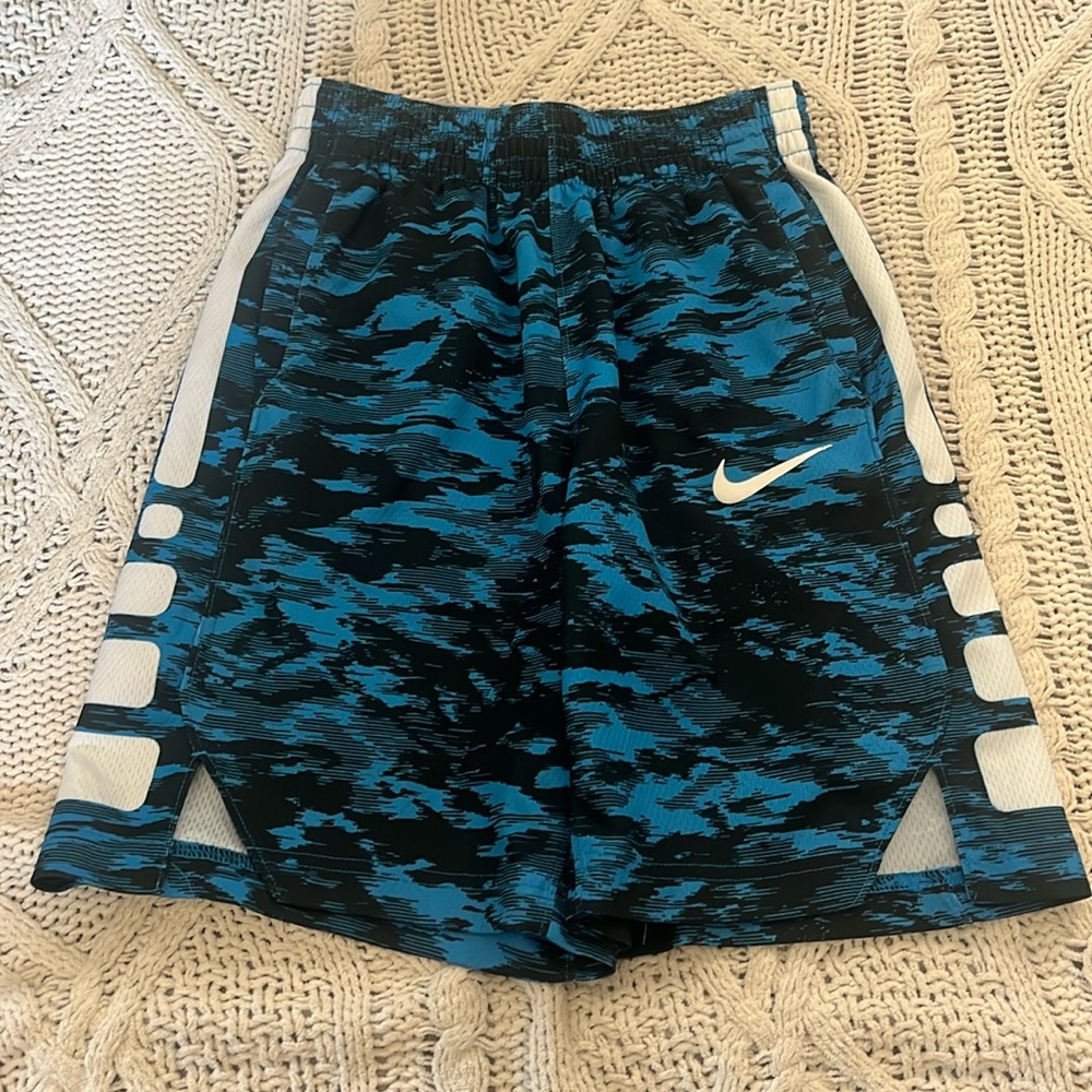 Athletic shorts